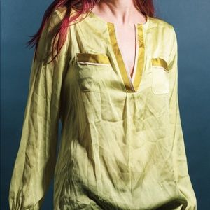 The Limited V-Neck Shirt